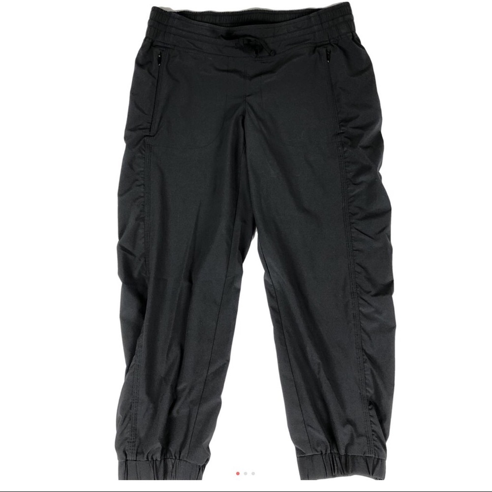 Athleta La Viva Capri Size 4 Black Pants